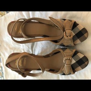 Never worn Burberry Authentic Summer Sandals